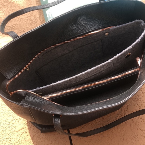 Ted Baker Sarahh Leather Shopper + Large Leather Pouch/Clutch in Black - Picture 10 of 16